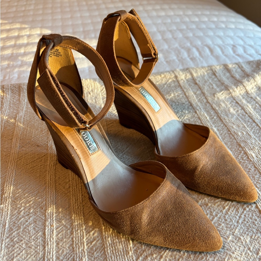Audrey Brooke Tan Wedge Heels